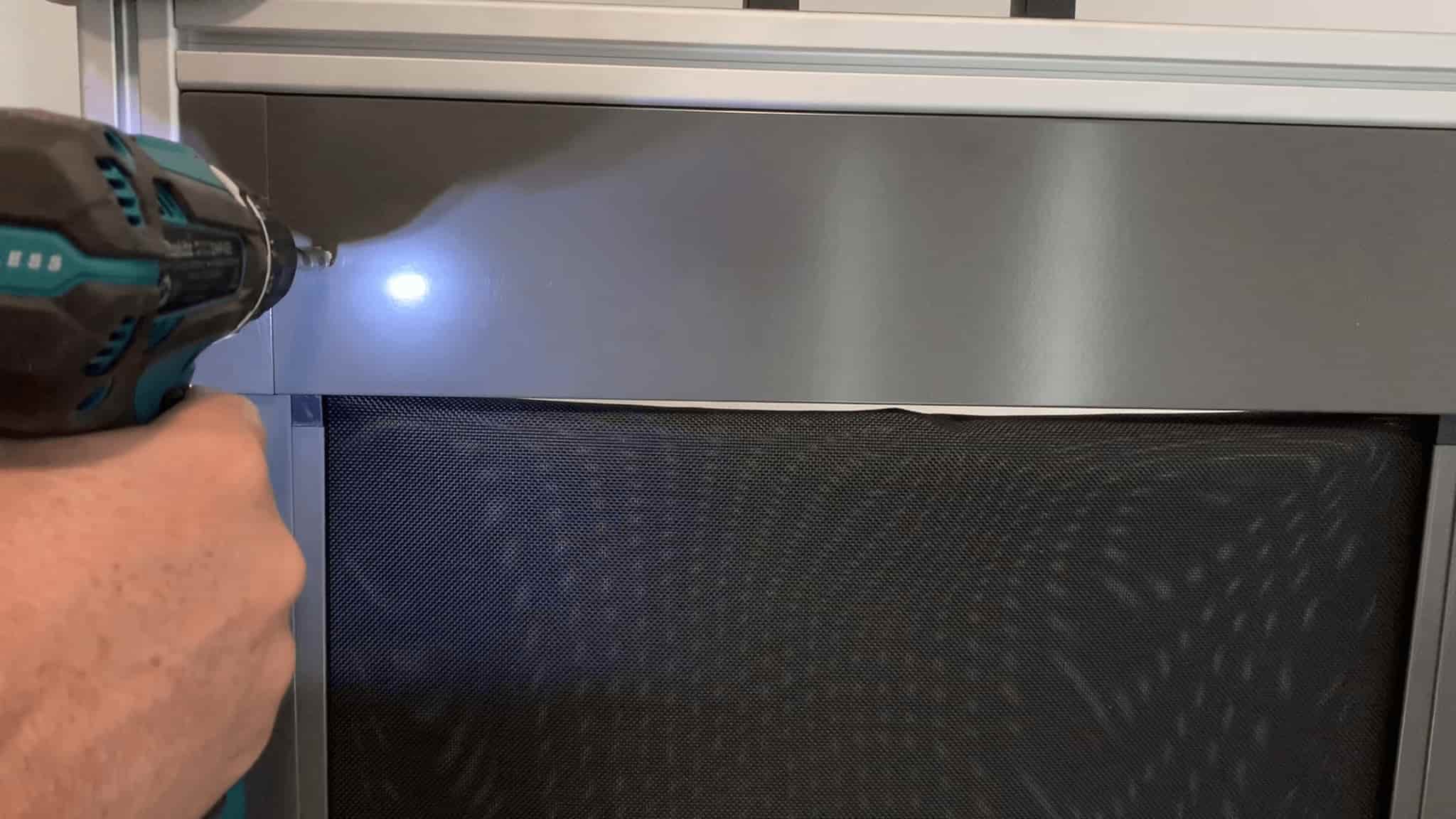 Install Cable Grommet Into a Cassette